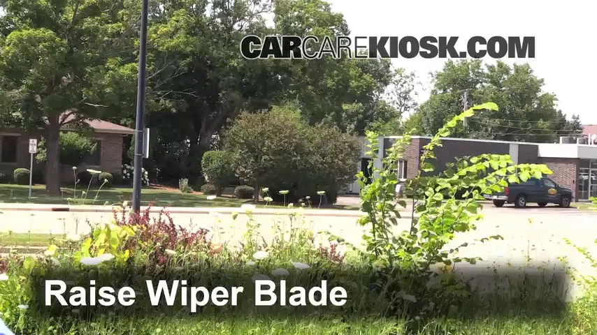 2002 Saab 9-3 SE 2.0L 4 Cyl. Turbo Hatchback (4 Door) Windshield Wiper Blade (Rear) Replace Wiper Blade
